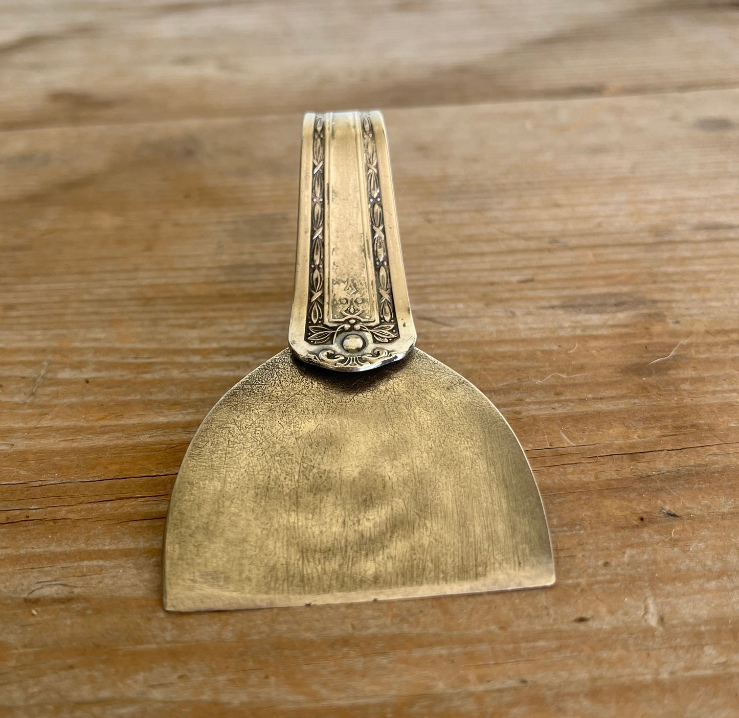 Ergonomic Spoon Cheese Knife - FLORENCE