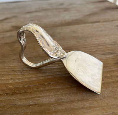 Ergonomic Spoon Cheese Knife - VANESSA - #5795