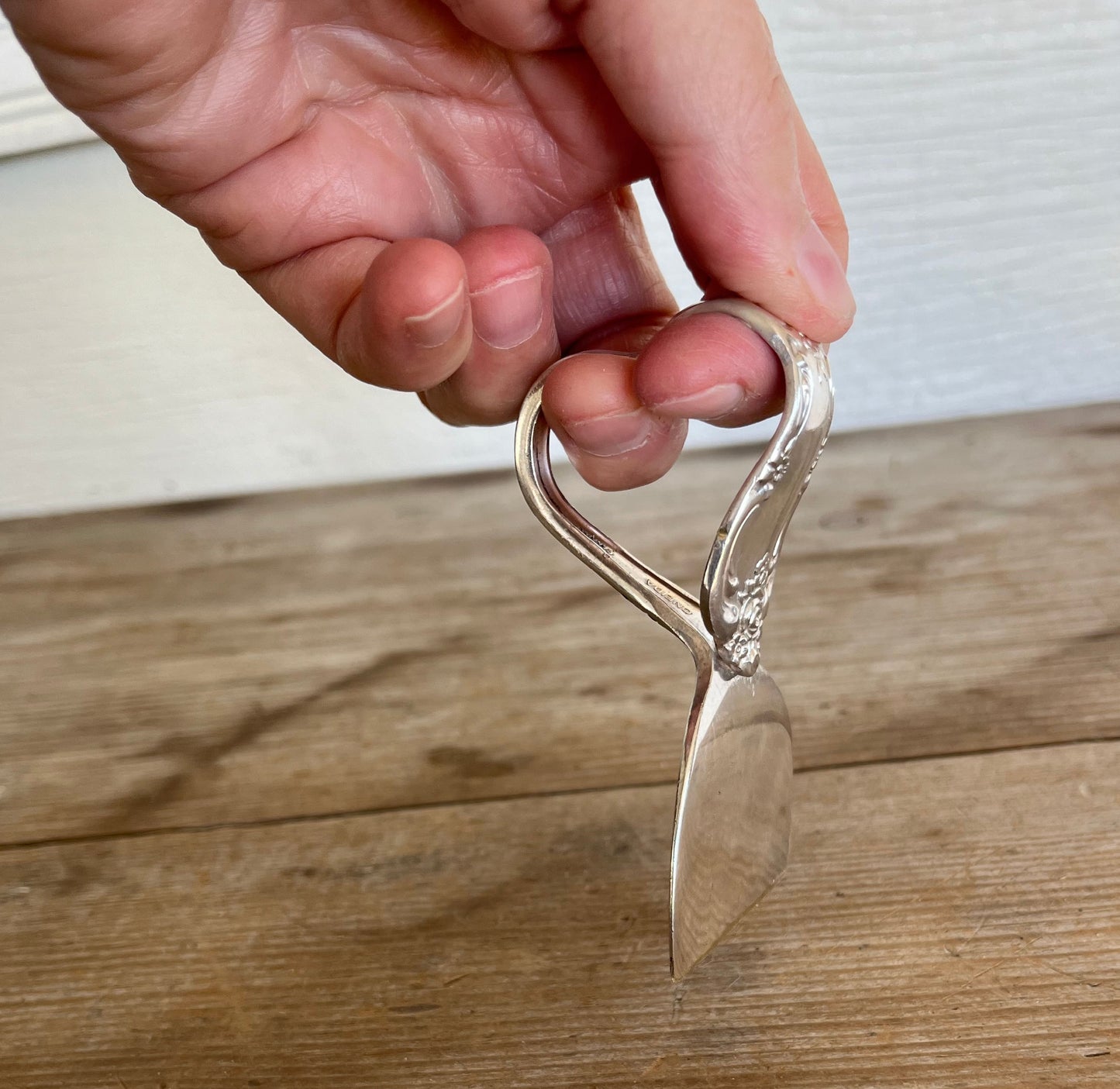 Ergonomic Spoon Cheese Knife - VANESSA - #5795