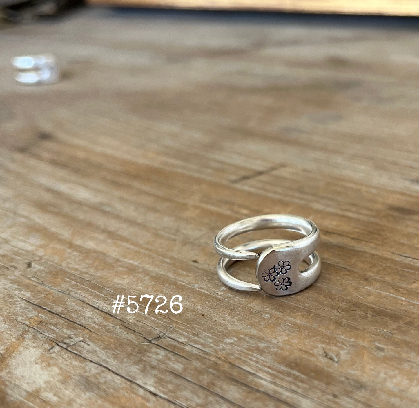 Fork Tine Ring - Double - Trio of Daisies - SIZE 9.5 - #5824