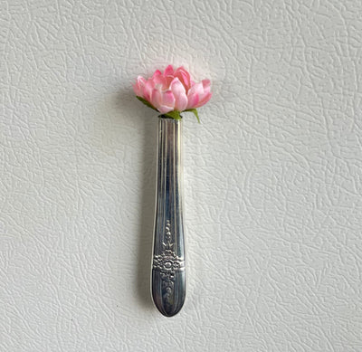 Knife Vase or Boutonniere with Magnet - TRIUMPH