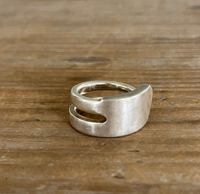 Plain polished fork tine double wrap ring - handcrafted from upcycled vintage silverware - Laughing Frog Studio