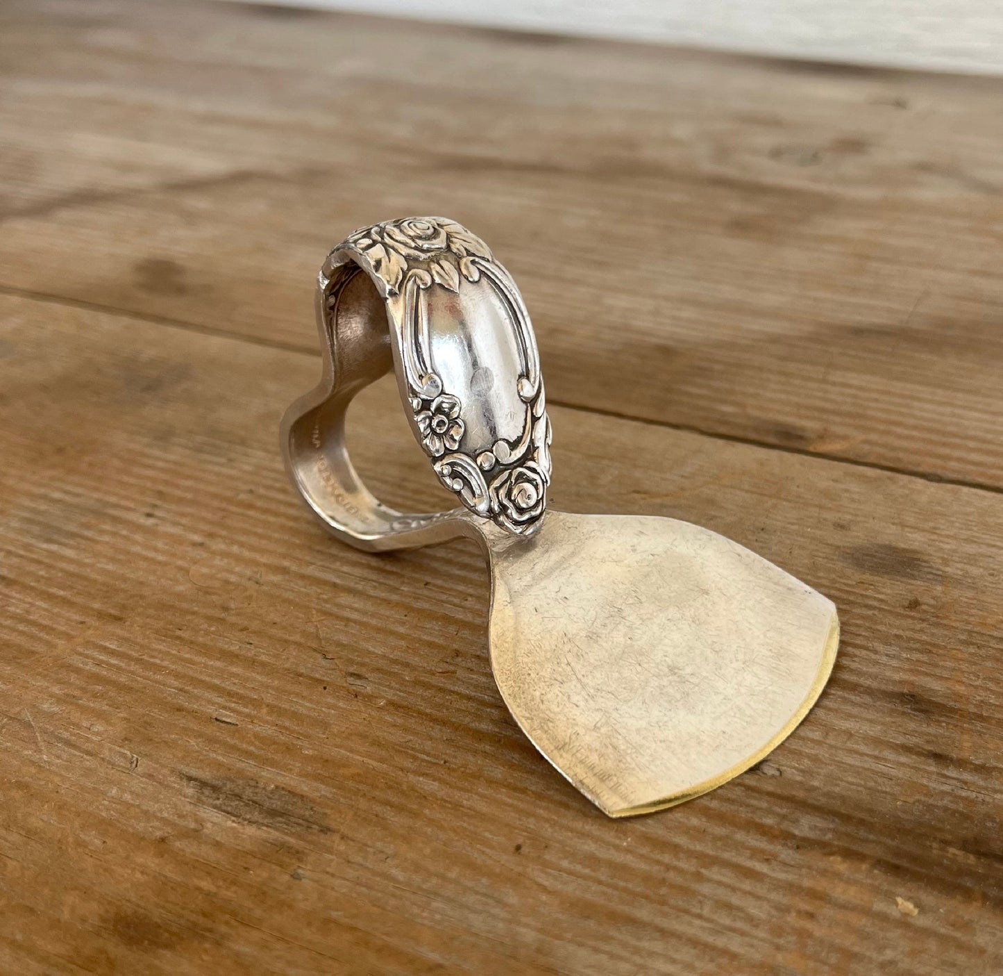 Ergonomic Spoon Cheese Knife - BALLAD - #6048