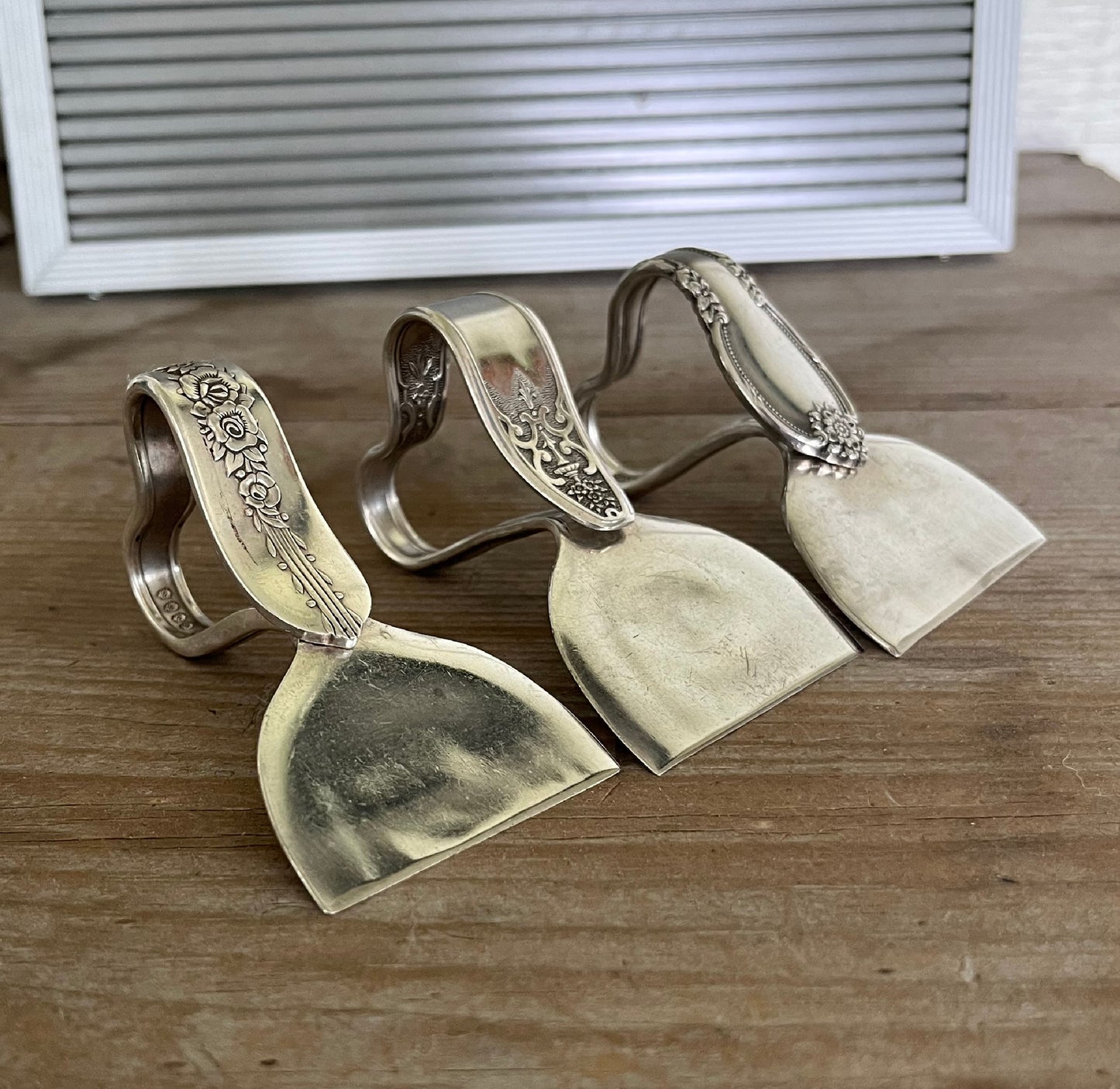 Ergonomic Spoon Cheese Knife -#5684