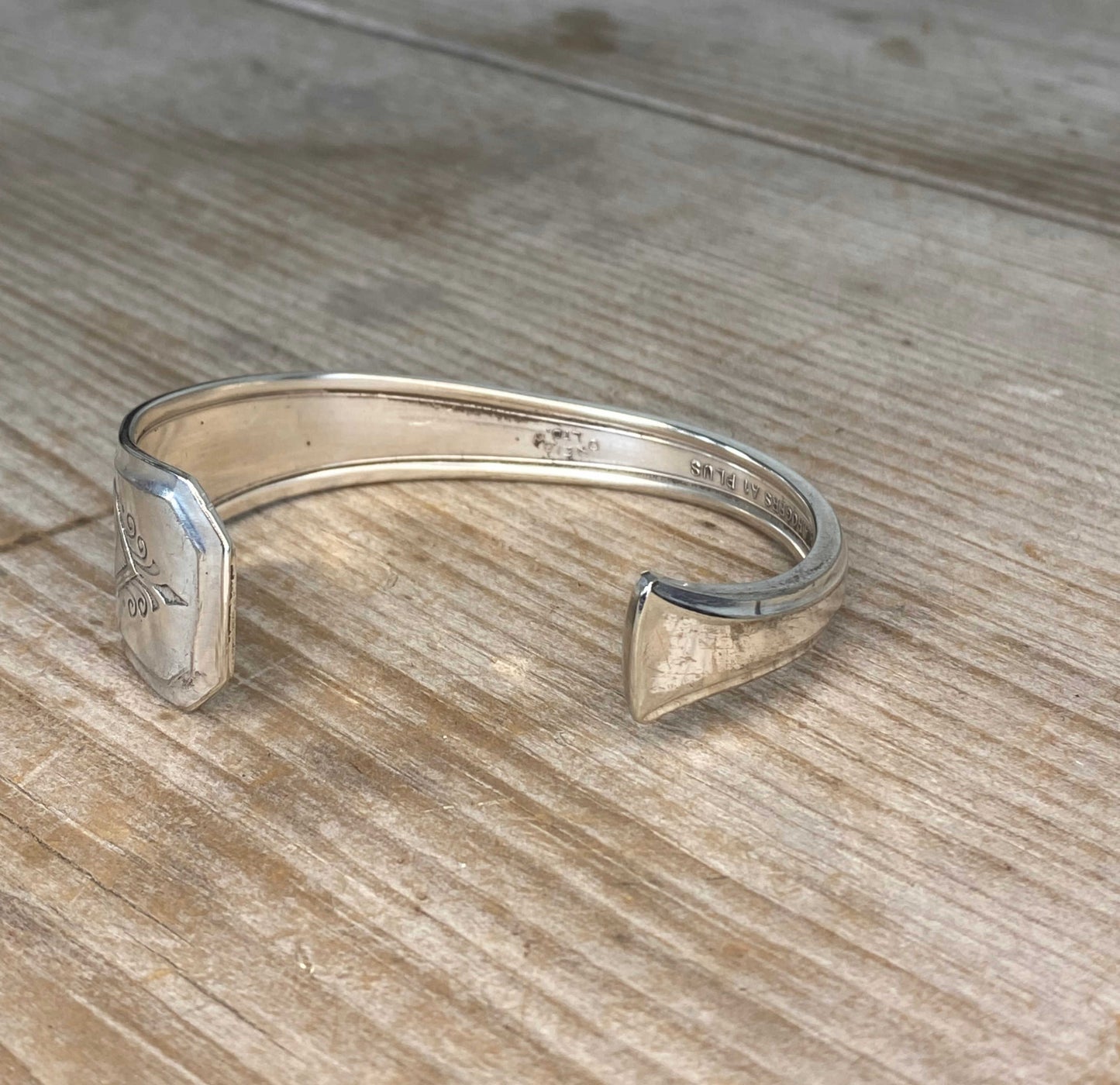 Spoon Cuff Bracelet - NUART - #4924