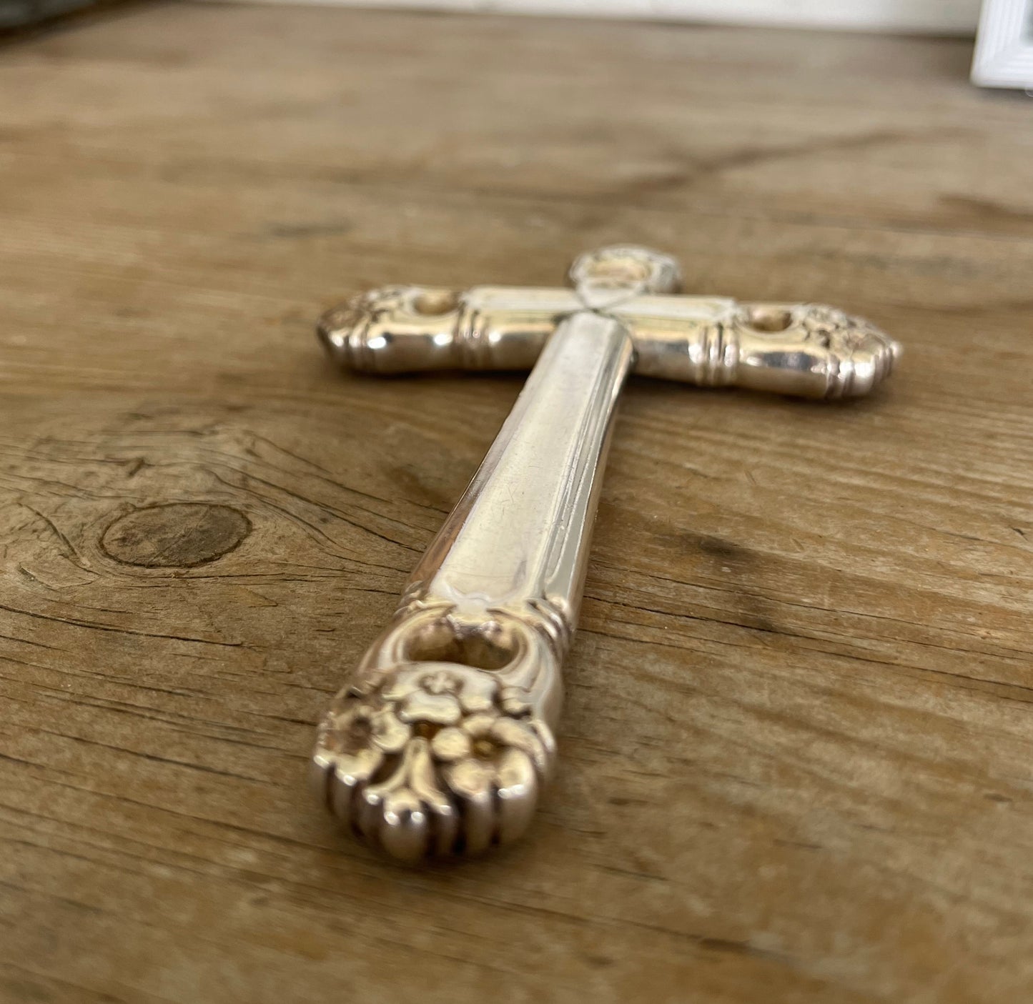 Side view of handcrafted knife cross Bible bookmark - Eternally Yours silverplate