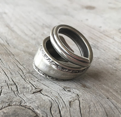 SALE Spoon Ring - ALDEN - #4079