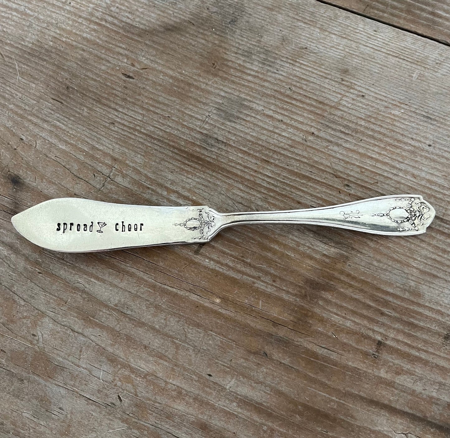 HAND Stamped Spreader Knife - SPREAD CHEER - #5306