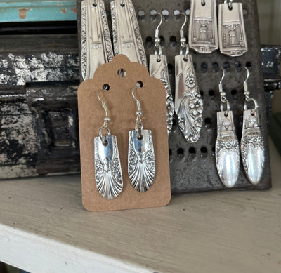 Spoon Earrings - RADIANCE - #5601