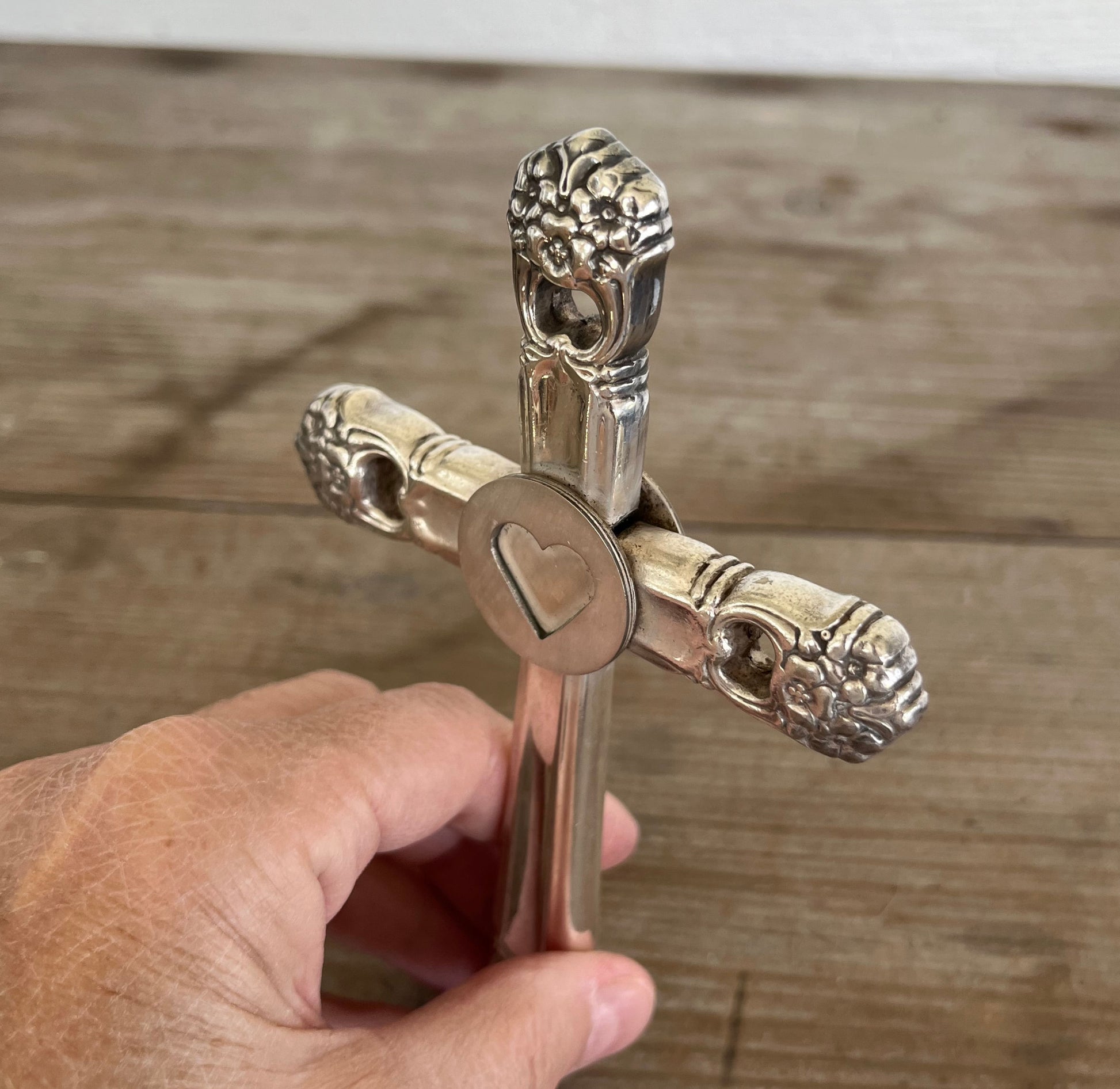 Detail of four-piece construction on Eternally Yours pattern knife cross made from vintage 1847 Rogers hollow handles