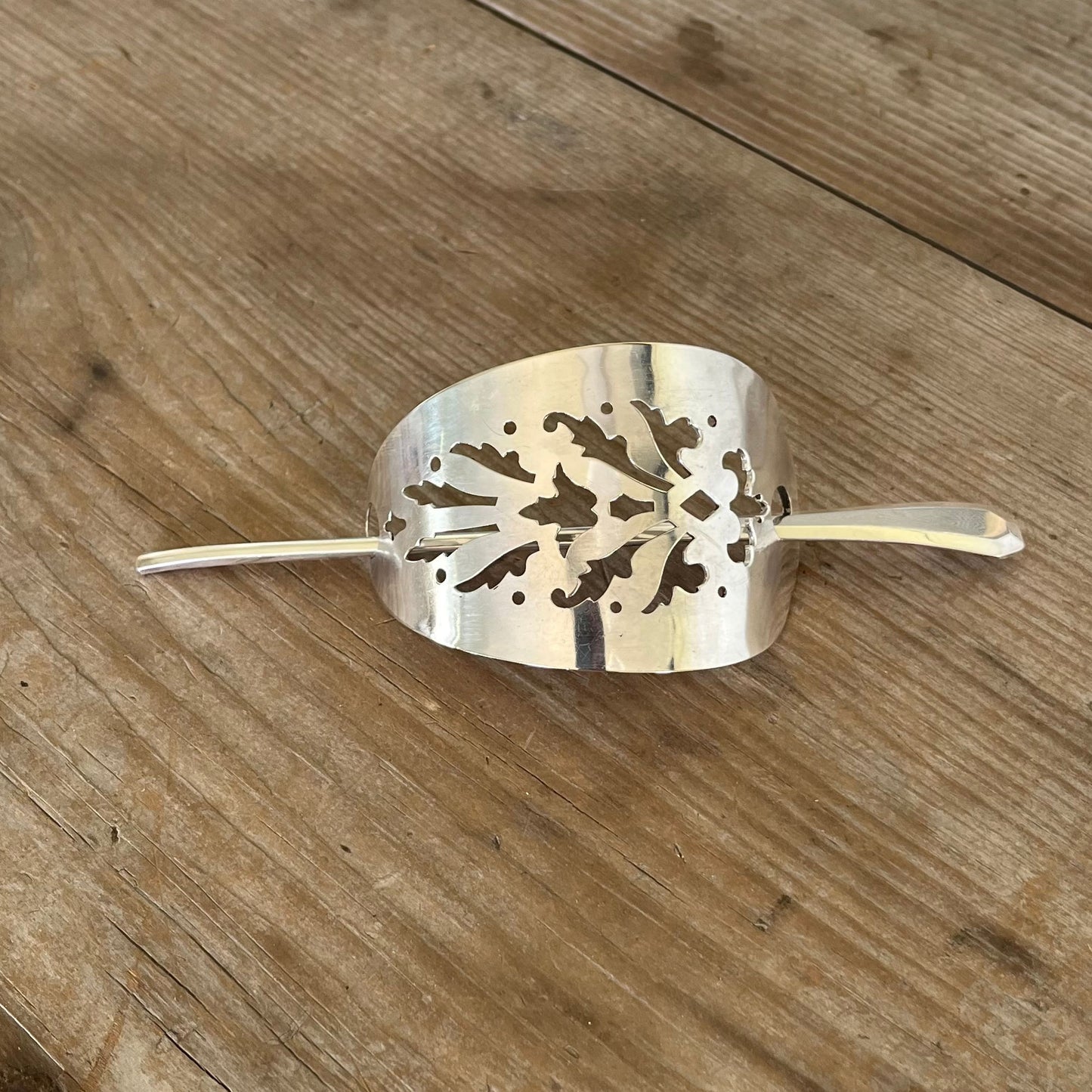 Cake Server Hair Barrette - Lincoln - #5674
