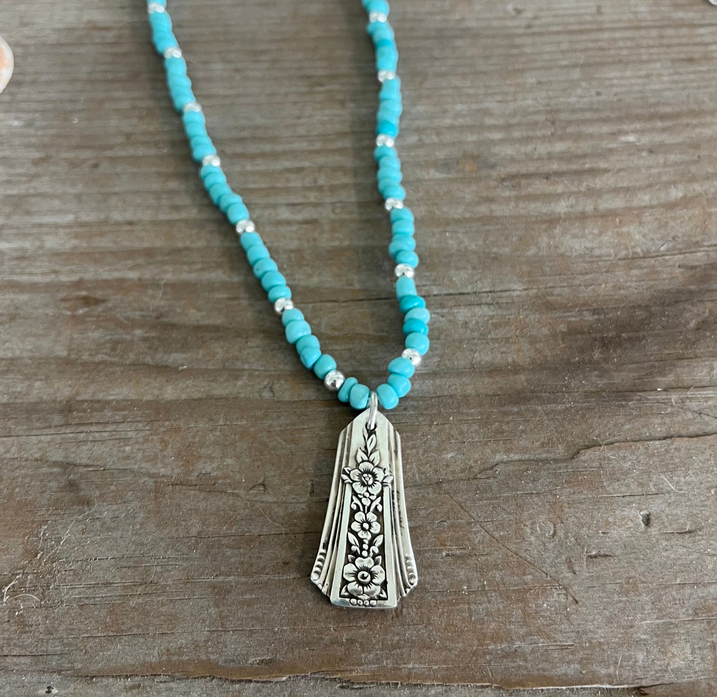 Turquoise Glass Bead Choker with Spoon Pendant FORTUNE - #5703