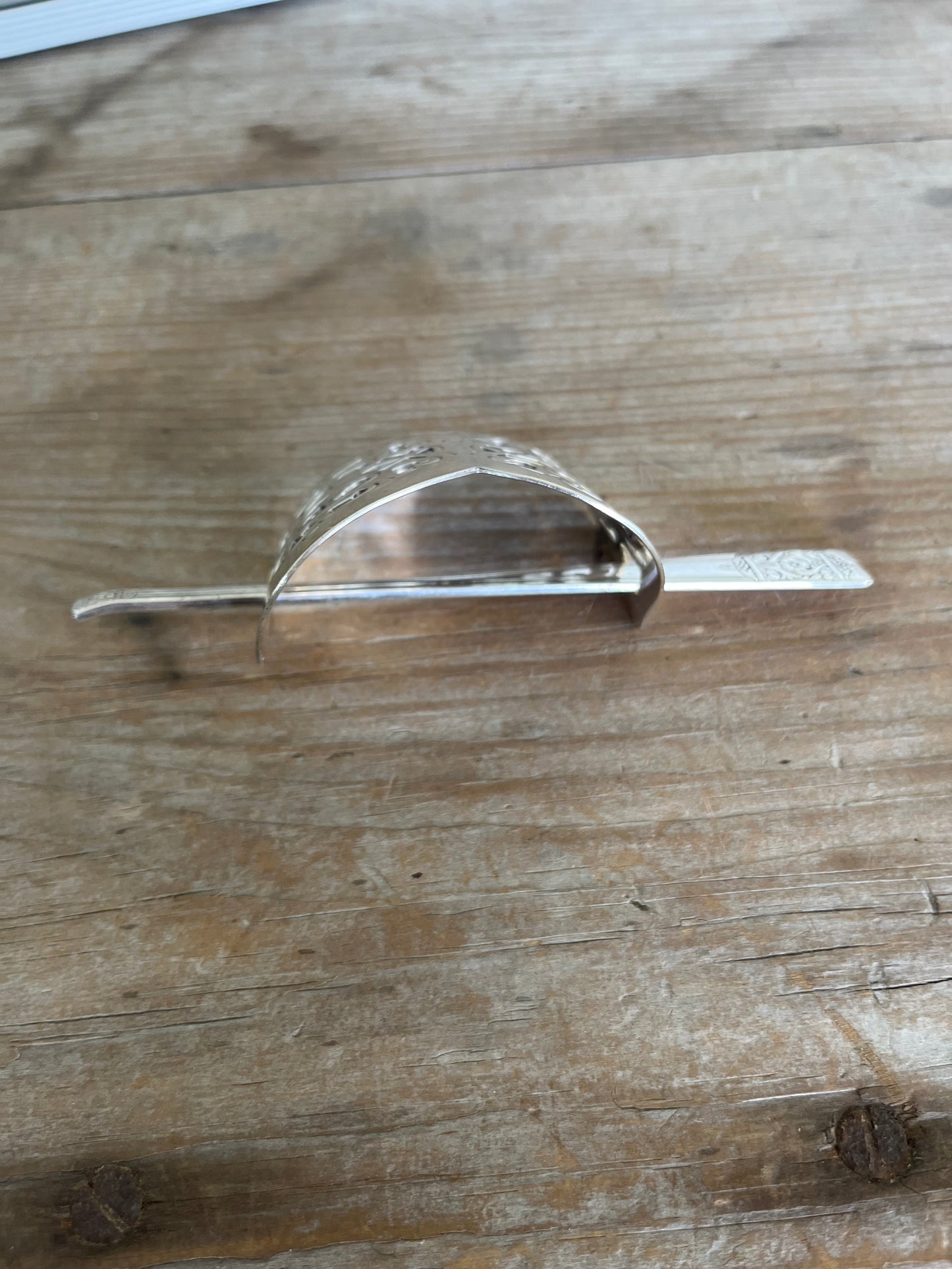 Cake Server Hair Barrette - INAUGURATION - #5707