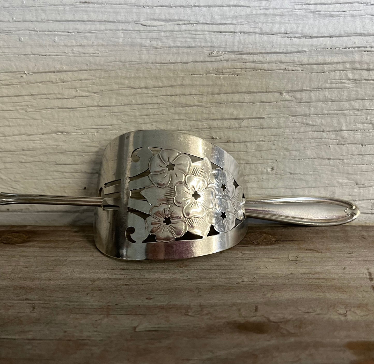 Cake Server Hair Barrette - #5787
