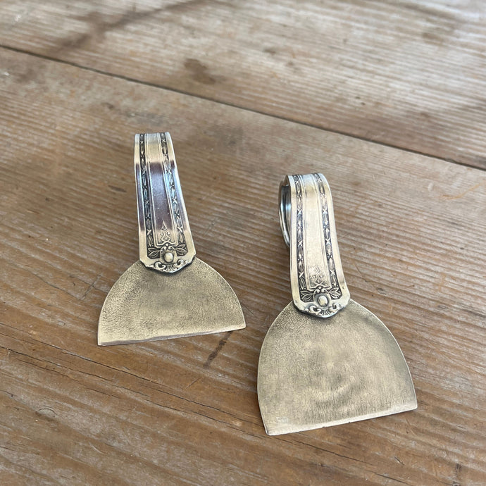 Ergonomic Spoon Cheese Knife - FLORENCE