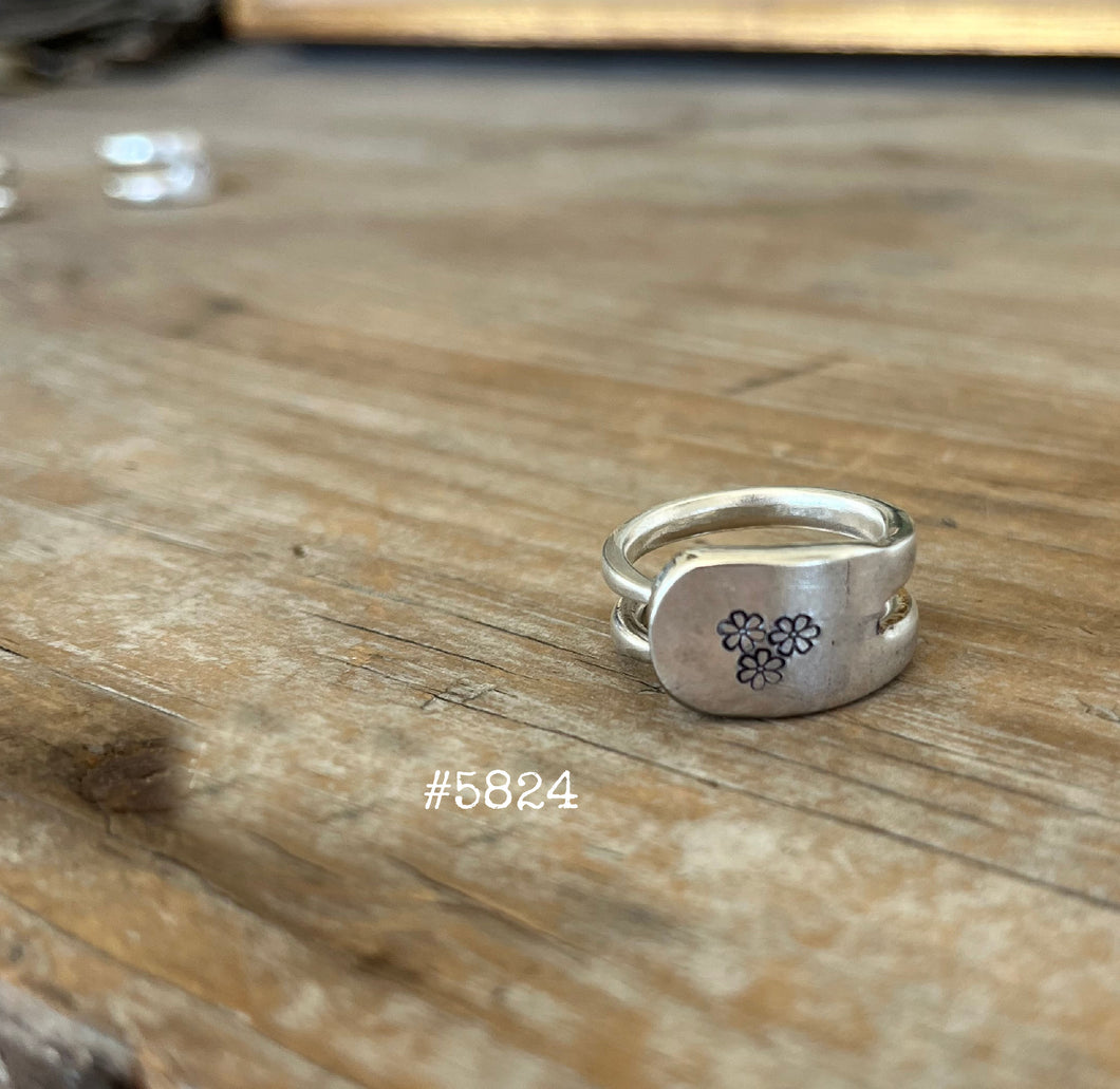 Fork Tine Ring - Double - Trio of Daisies - SIZE 9.5 - #5824