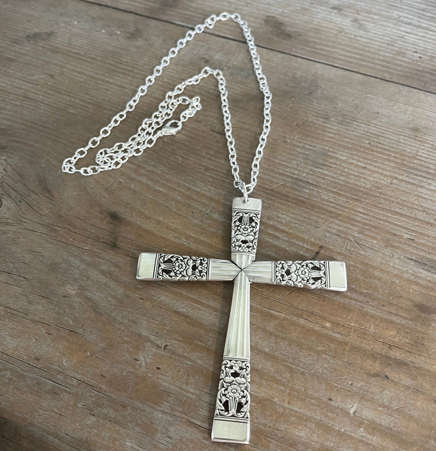 Spoon Cross Necklace - CORONATION - #5894