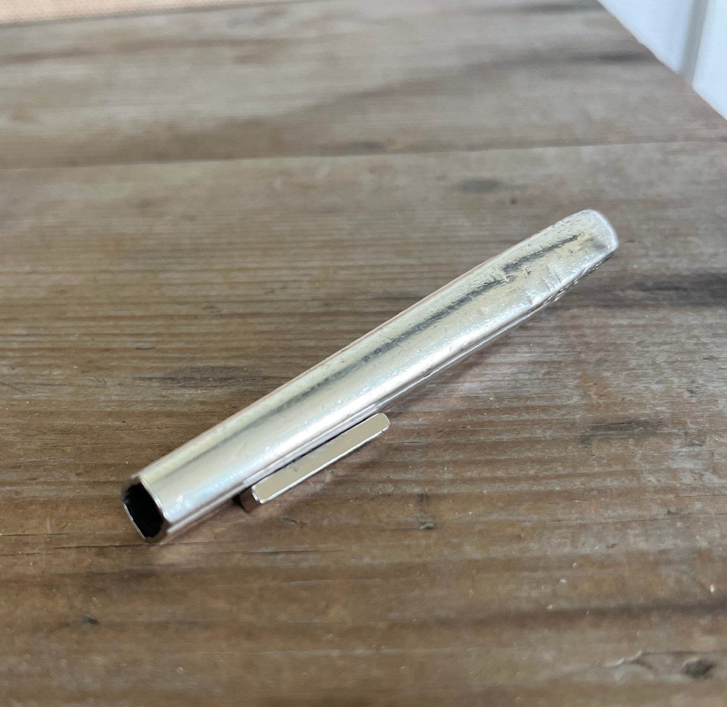 Knife Vase or Boutonniere with Magnet - PRECIOUS