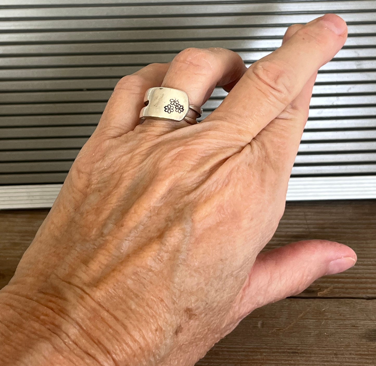 Fork Tine Ring - Double - Trio of Daisies - SIZE 8.5 - #6032