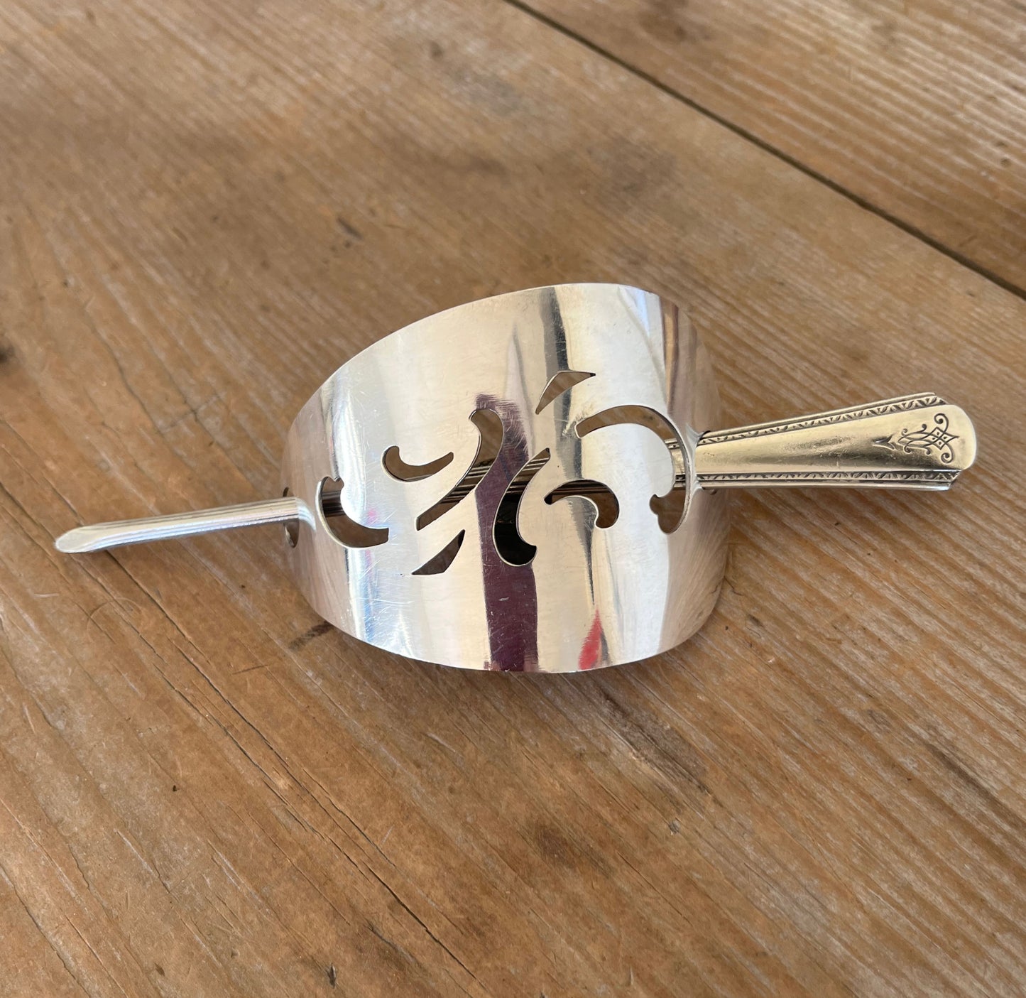 Senate Silverplate Jean cake server hair barrette with stick - handcrafted from upcycled vintage silverware - Laughing Frog Studio