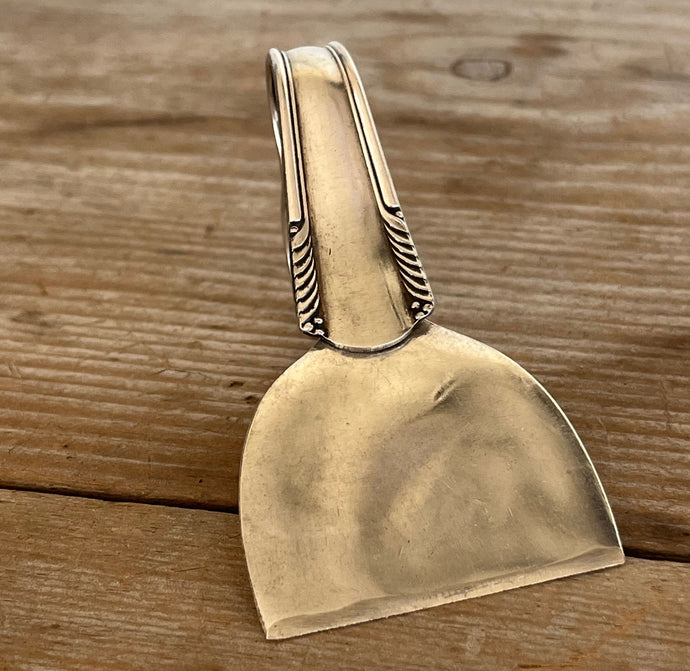 Ergonomic Spoon Cheese Knife - CHATHAM - #6053