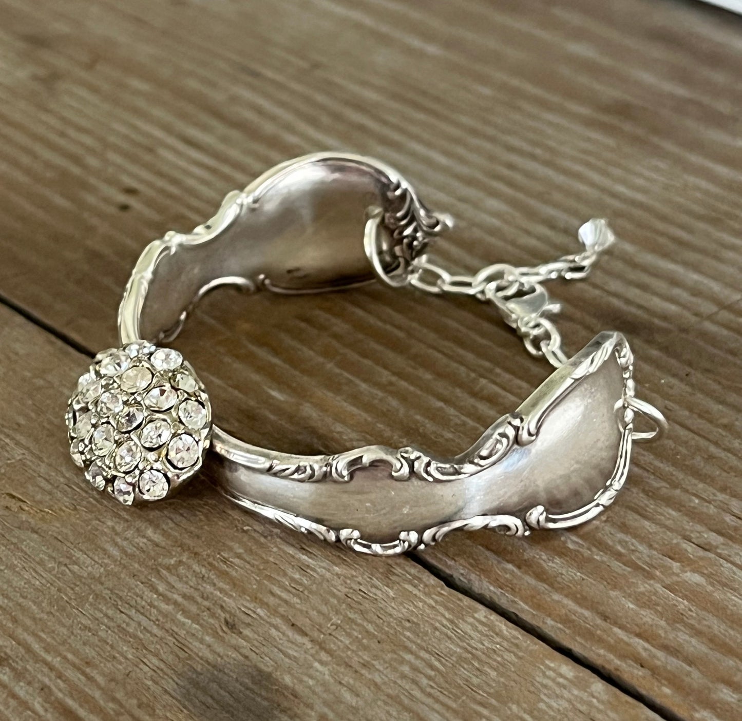 Detail view of silverware link of 1847 Rogers Brothers Reflection pattern poon link bracelet - handcrafted from upcycled vintage silverware - Laughing Frog Studio