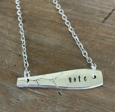 Bar Necklace - VOTE - LADY HAMILTON - #6182