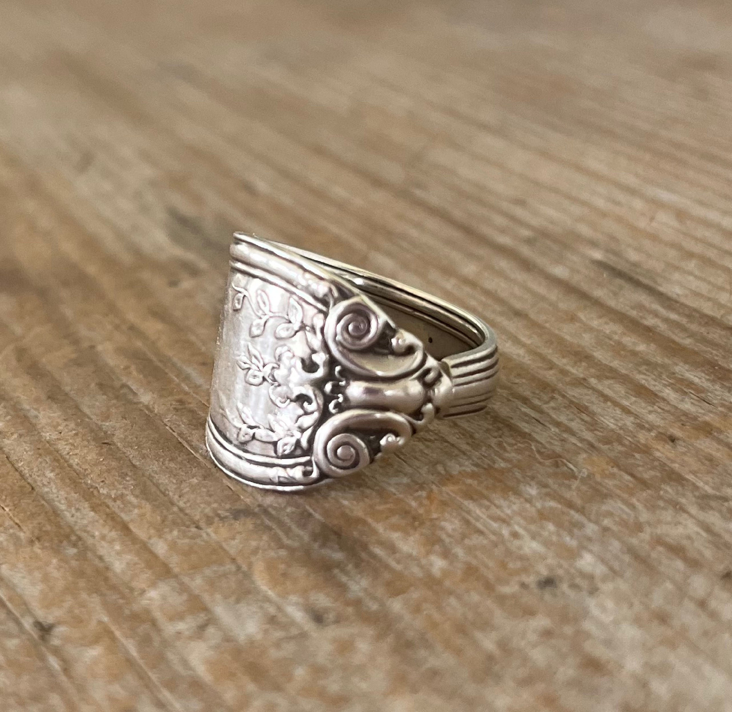 Sterling silver Alvin ALS16 spoon ring with garden trellis and hanging vine design