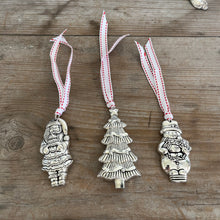 Spoon Handle Figural Santa Silverplate Ornament
