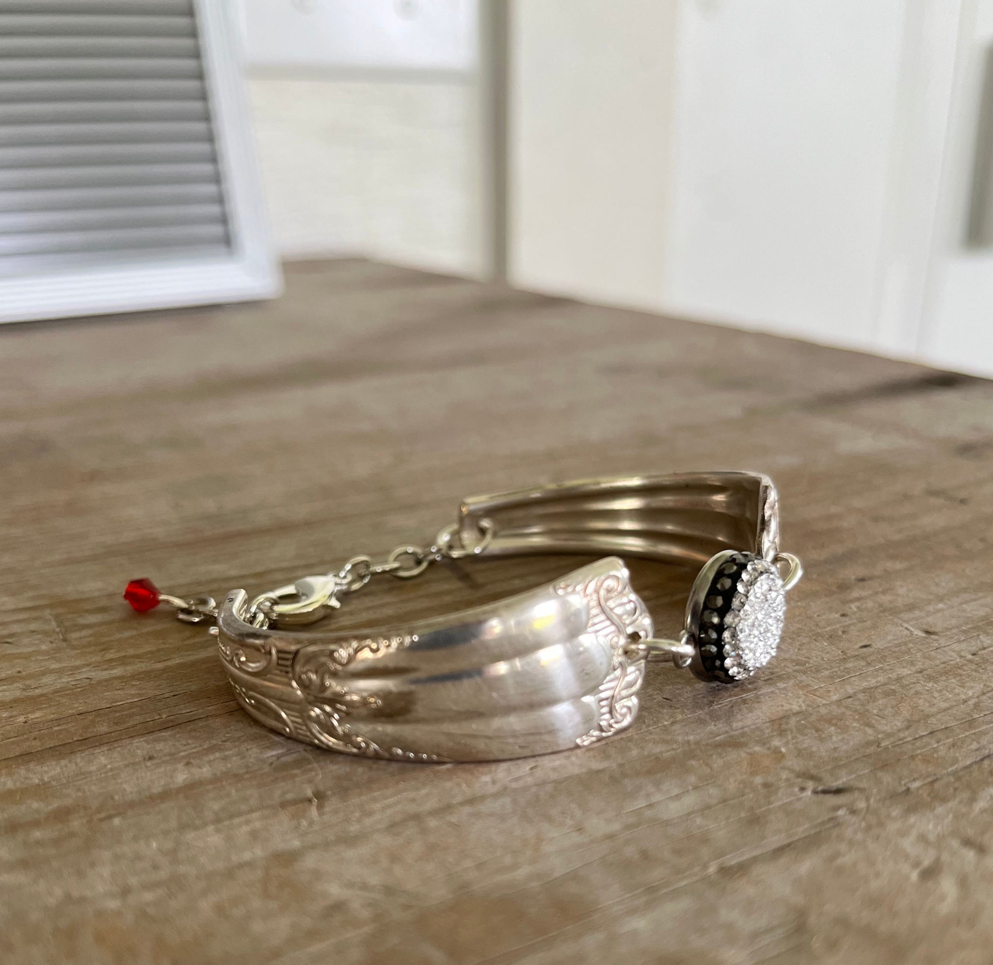 Close-up detail of 1933 Lenox spoon links with druzy pavé centerpiece bead - handcrafted artisan silverware bracelet

