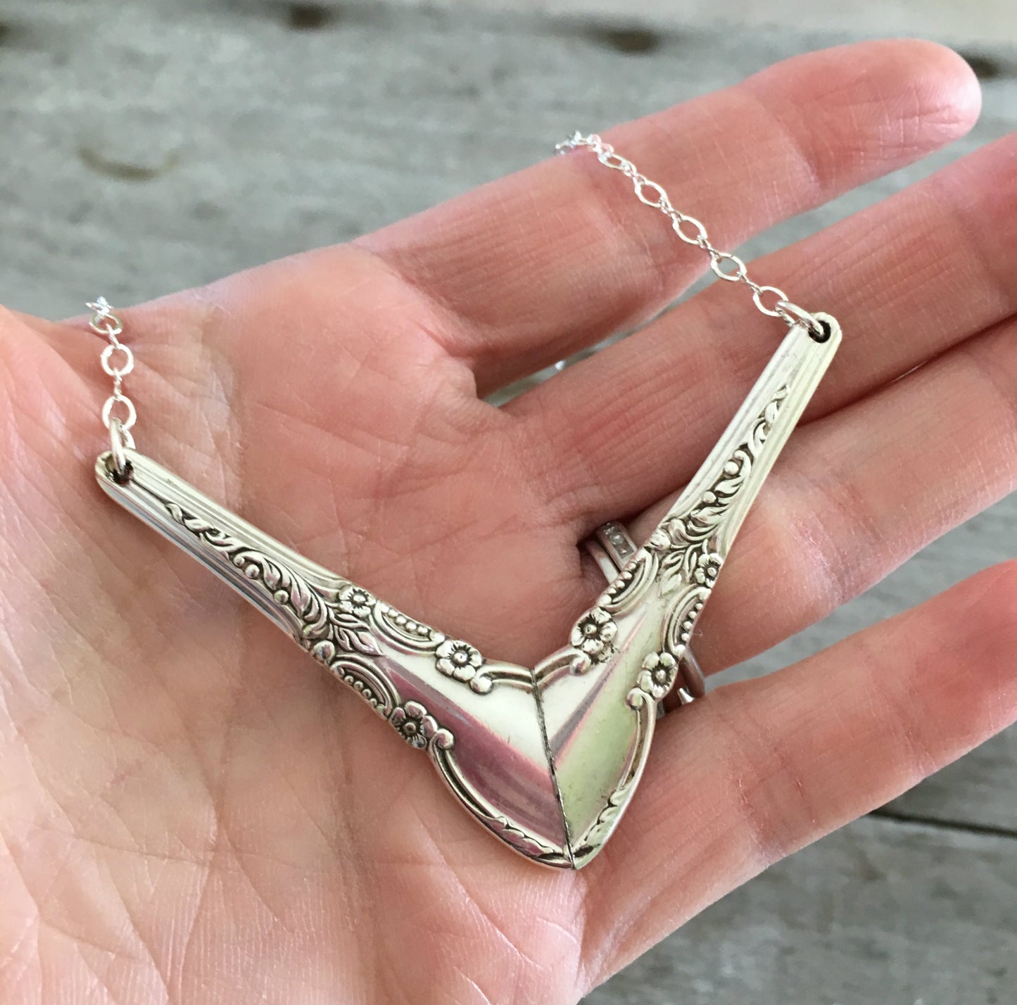 Spoon Chevron Necklace - ENCHANTMENT- #3985