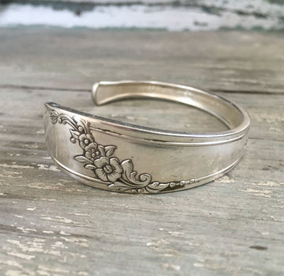 Spoon Cuff Bracelet - SADHANA - Queen Bess - #4287