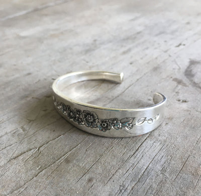 Spoon Cuff Bracelet - LAUREL MIST - #4398