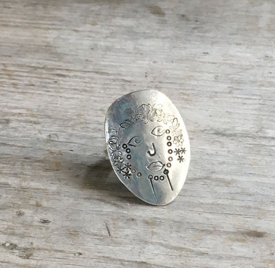 Women of Nature Spoon Ring - RAVEN - Size 7.0