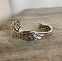 Classic Art Nouveau Design on this handmade spoon cuff bracelet