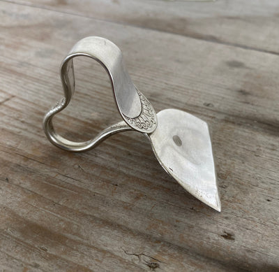 Ergonomic Spoon Cheese Knife - #4833