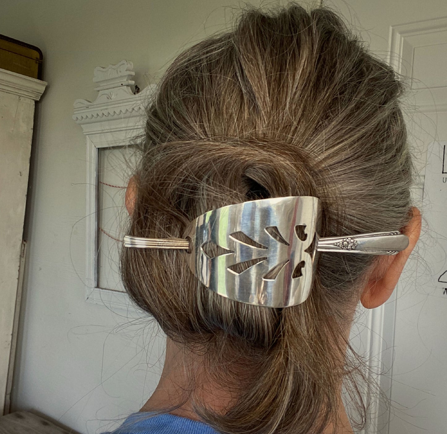 Cake Server Hair Stick Barrette - HIAWATHA