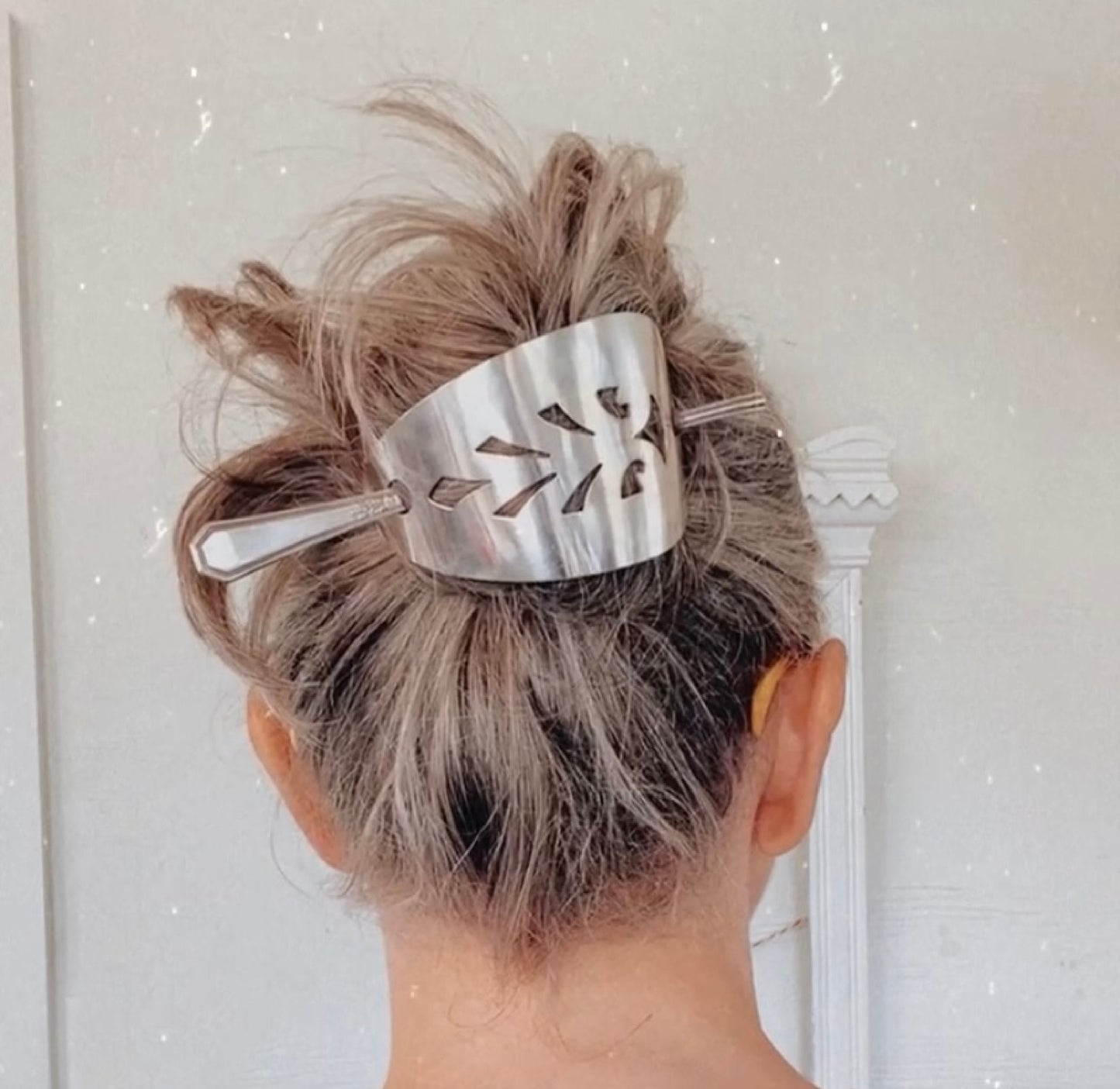 Cake Server Hair Barrette - MAYFAIR