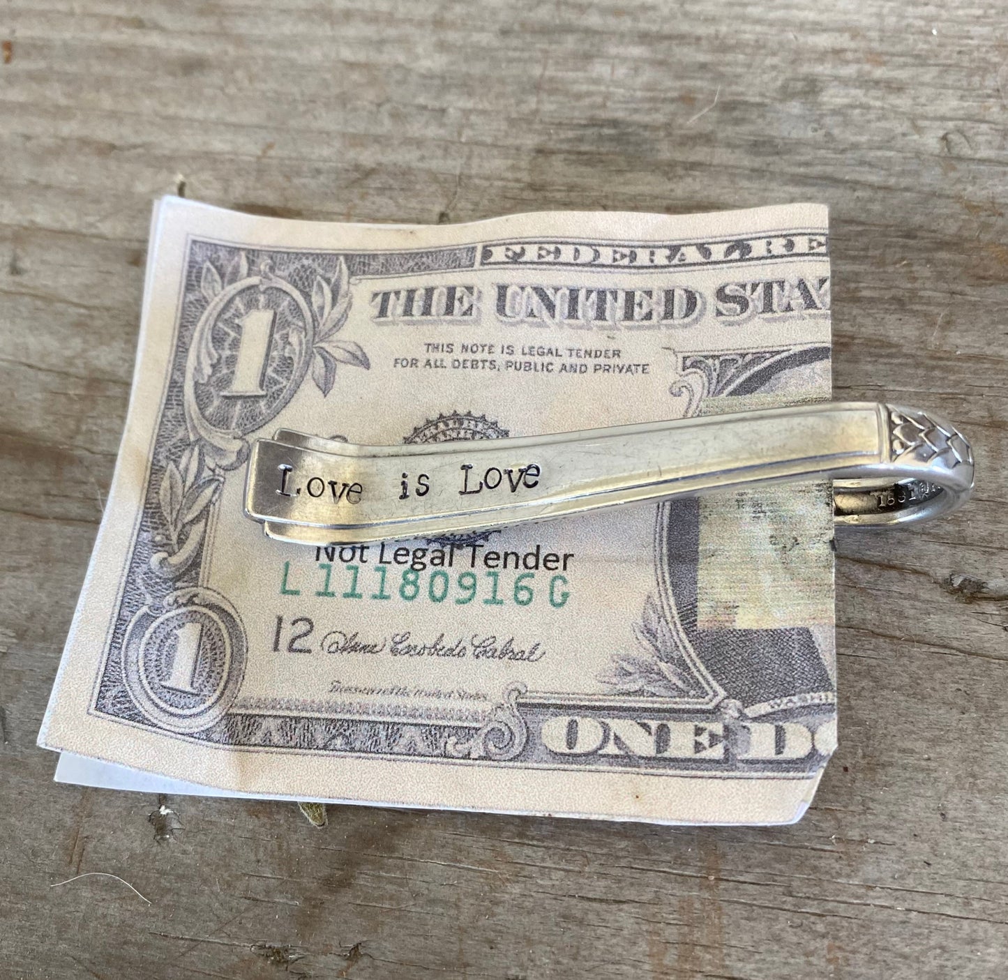 Spoon Money Clip - CAPRI - LOVE IS LOVE - #5180