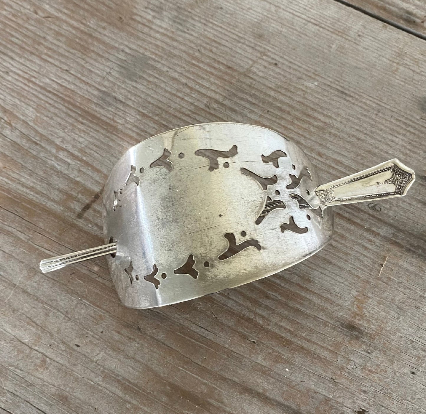Cake Server Hair Barrette - BOUQUET - #5187