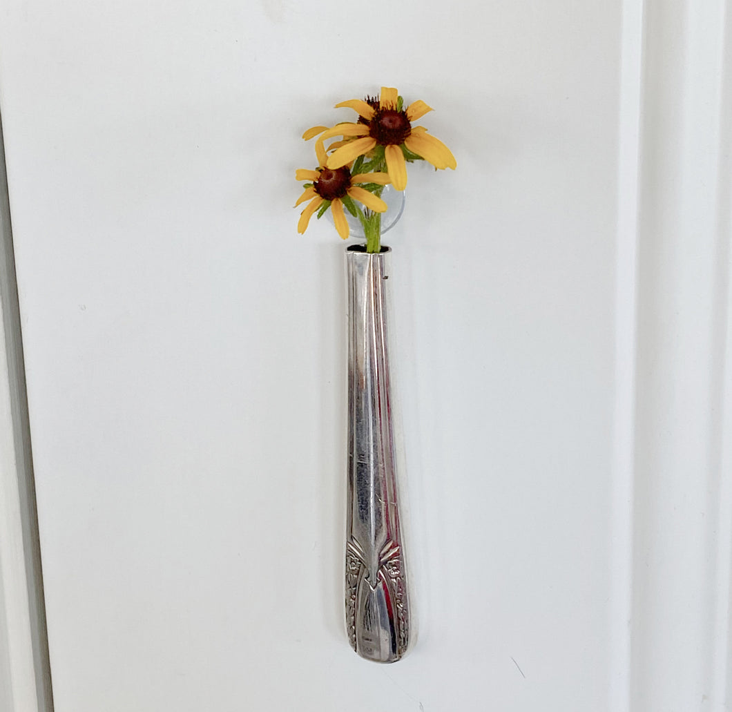 Knife Vase with Suction Cup - TALISMAN