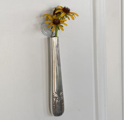 Knife Vase with Suction Cup - TALISMAN