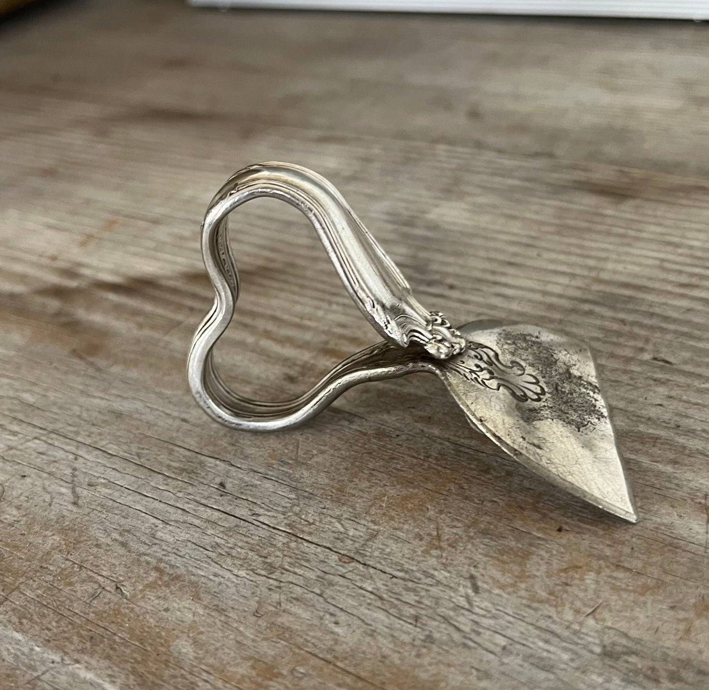 Ergonomic Spoon Cheese Knife - FANEUIL - #5342