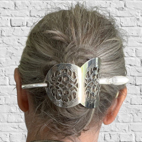 Cake Server Hair Barrette - FIRST LOVE + RAIMOND - #5541