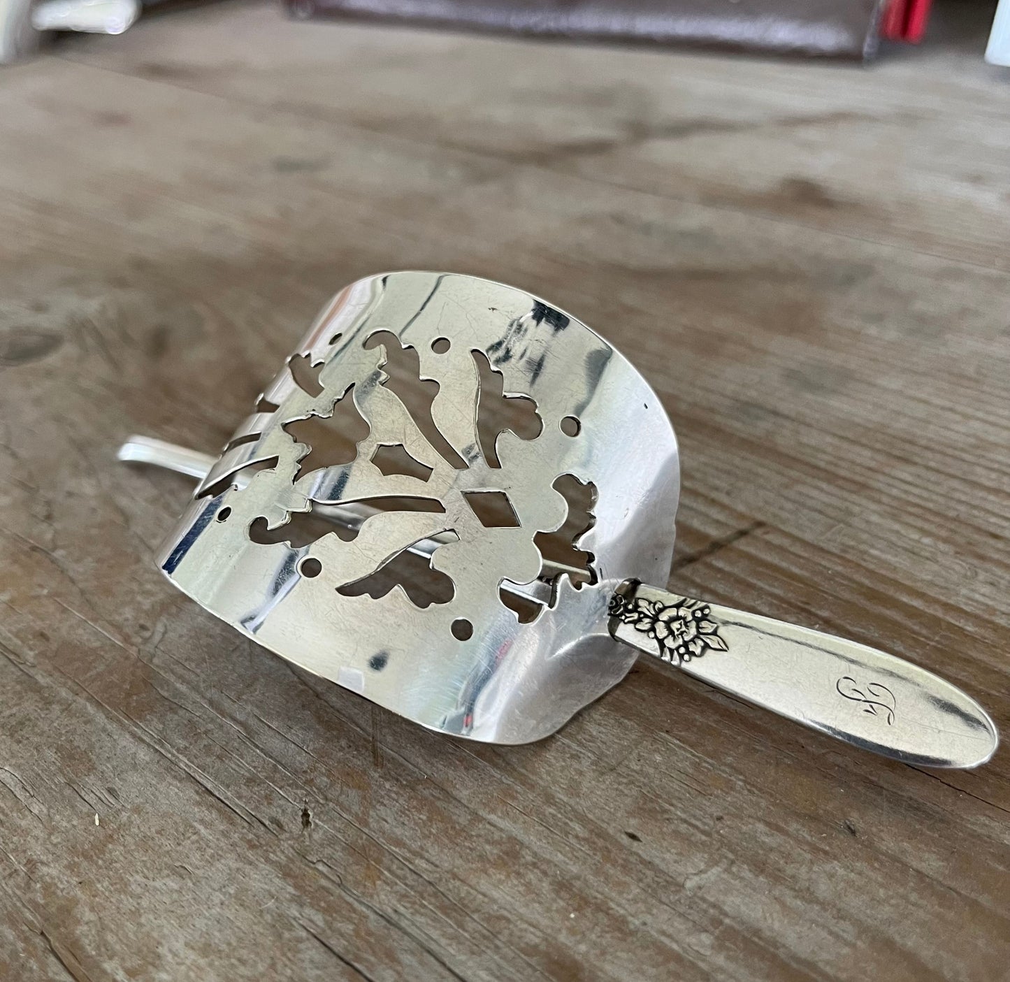 Cake Server Hair Barrette - FANTASY - #5543