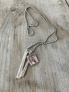 Cherish Necklace - Personalized Vertical Bar Spoon Handle Necklace with Frame