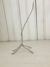 Recycled Fork into an easel or stand for photos, recipes