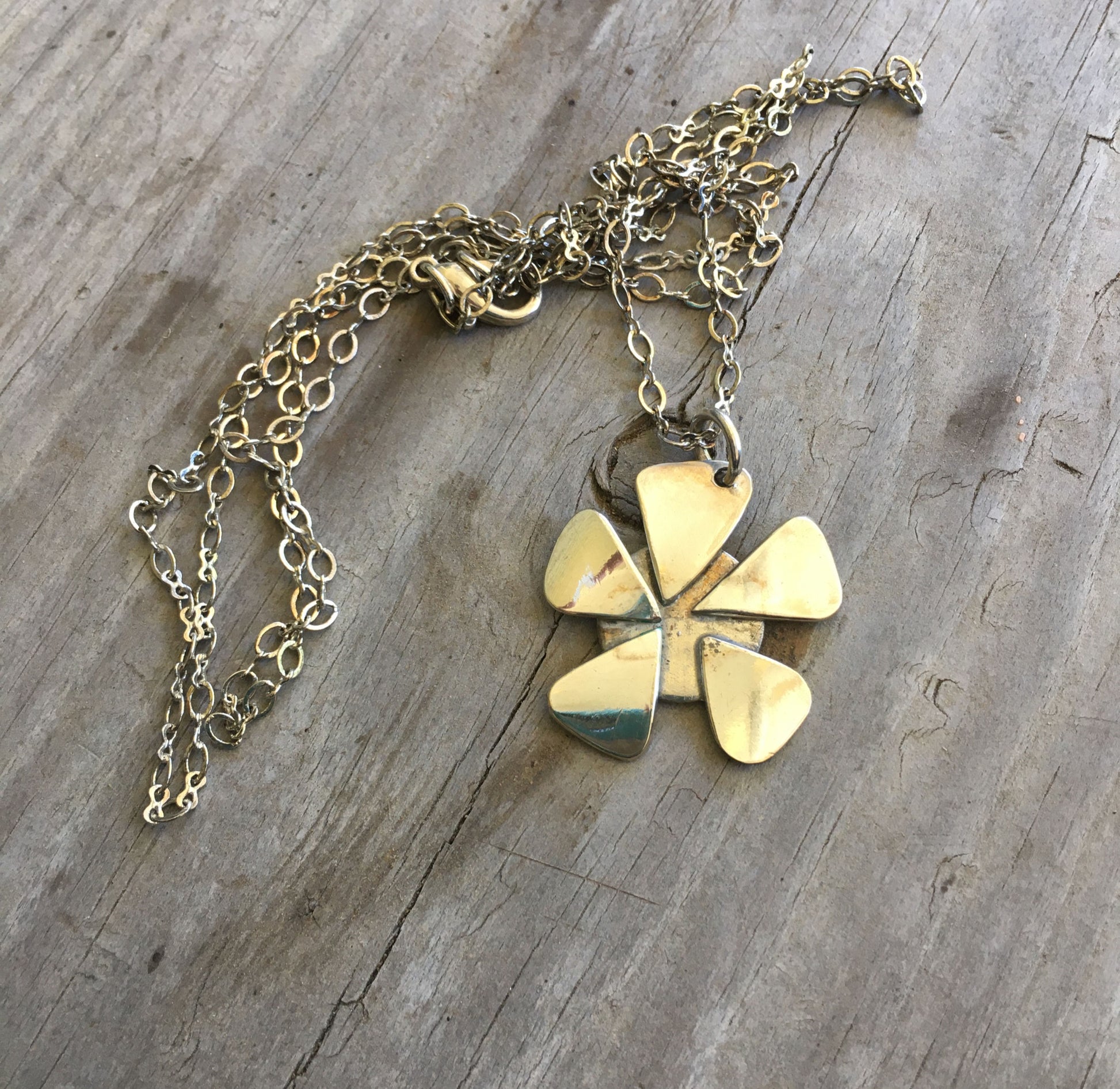 Back of Spoon Bowl Flower Necklace