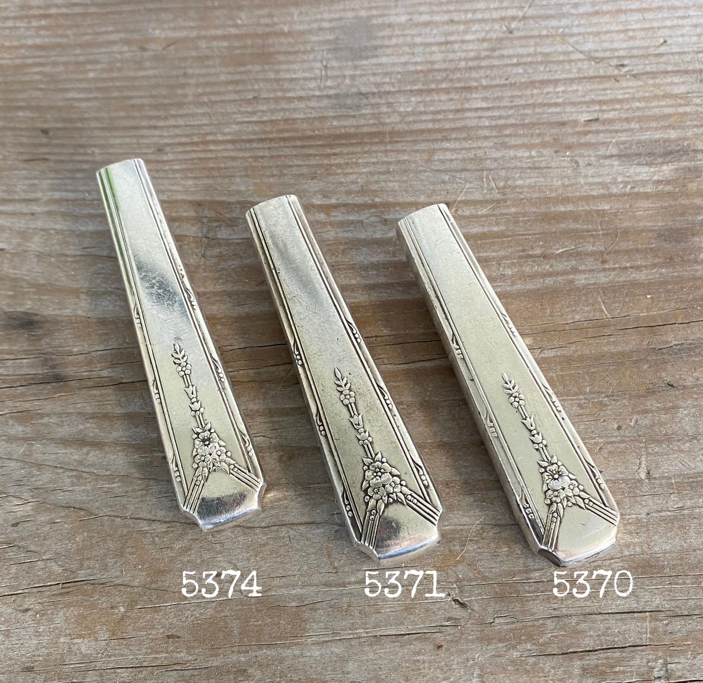 Knife Vase or Boutonniere with Magnet - MILADY