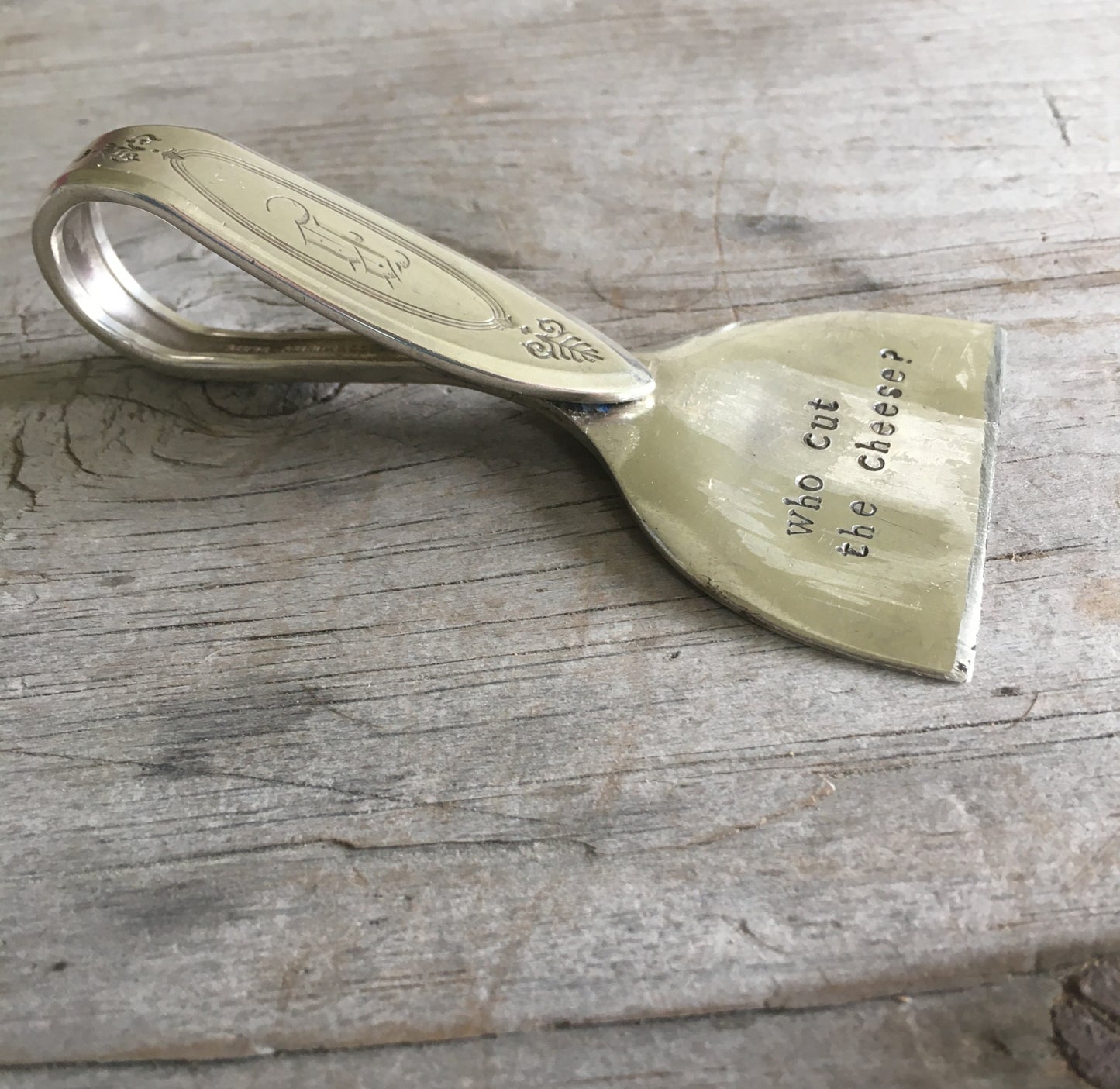 Spoon Cheese Knife - WHO CUT THE CHEESE - #4384